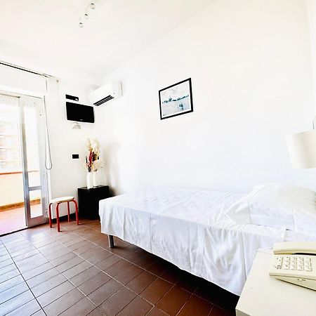Hotel Blumen San Benedetto del Tronto Exteriör bild