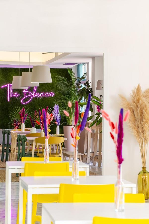 Hotel Blumen San Benedetto del Tronto Exteriör bild