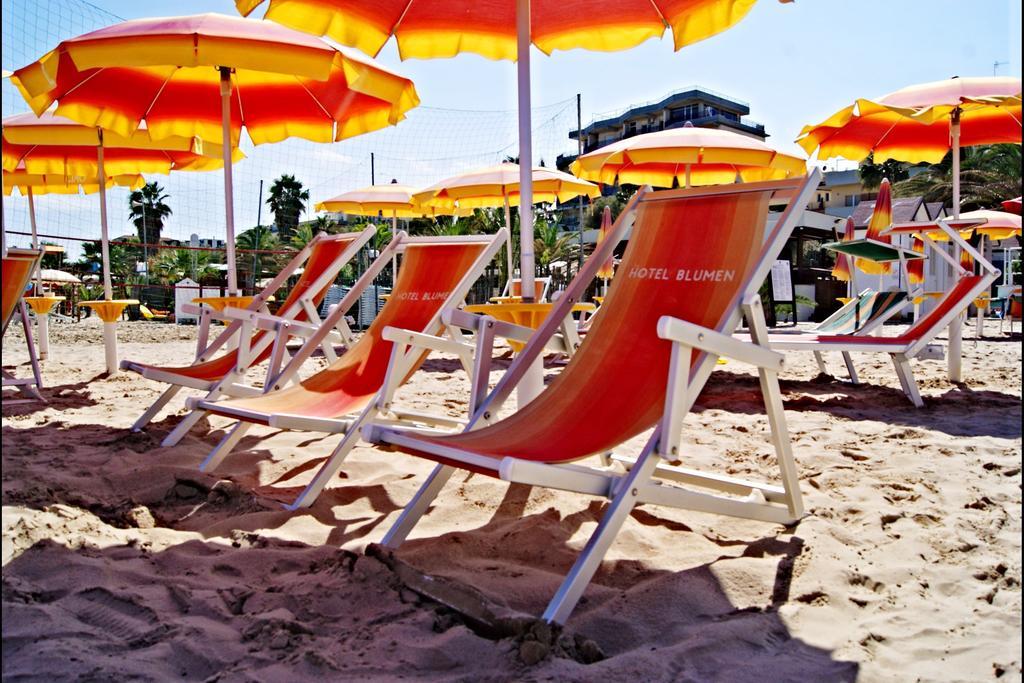 Hotel Blumen San Benedetto del Tronto Exteriör bild