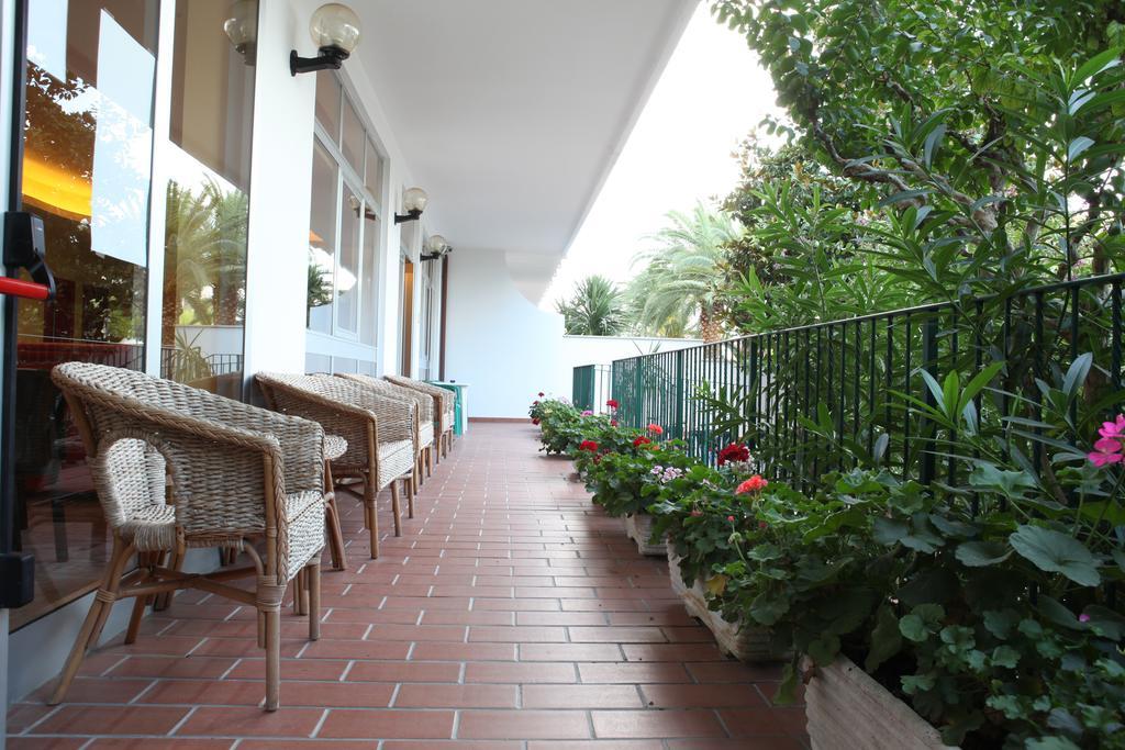Hotel Blumen San Benedetto del Tronto Exteriör bild